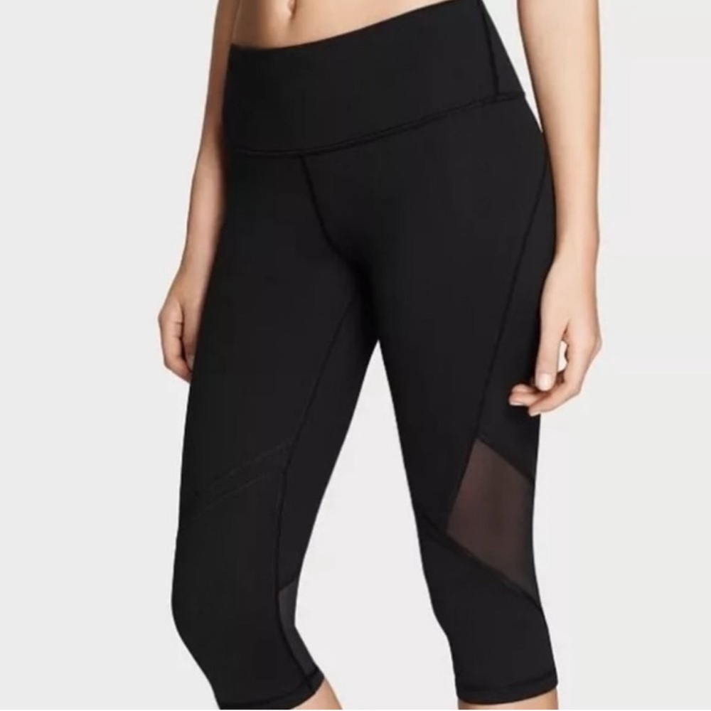 VS Sport Knockout Crop
